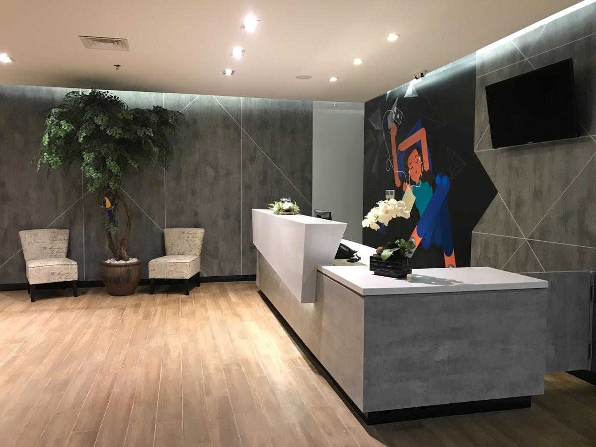 Ibis Budget Surabaya Diponegoro Exterior photo