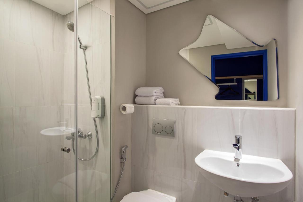 Ibis Budget Surabaya Diponegoro Exterior photo
